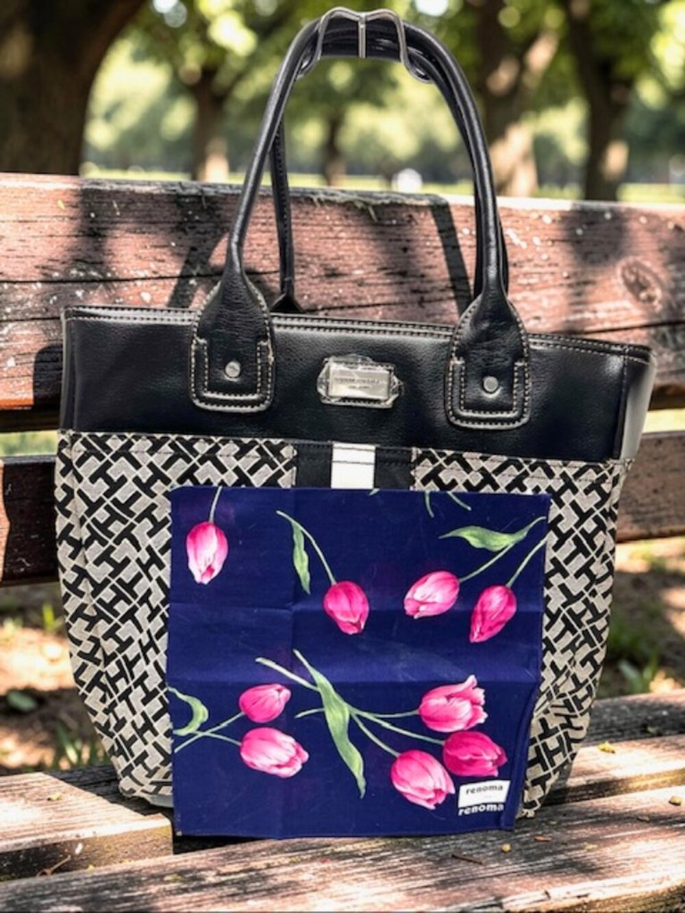 New-Everyday Tommy Hilfiger  Black/ White Logo Tote Bag +New Renoma Kerchief (10 - Picture 13 of 13